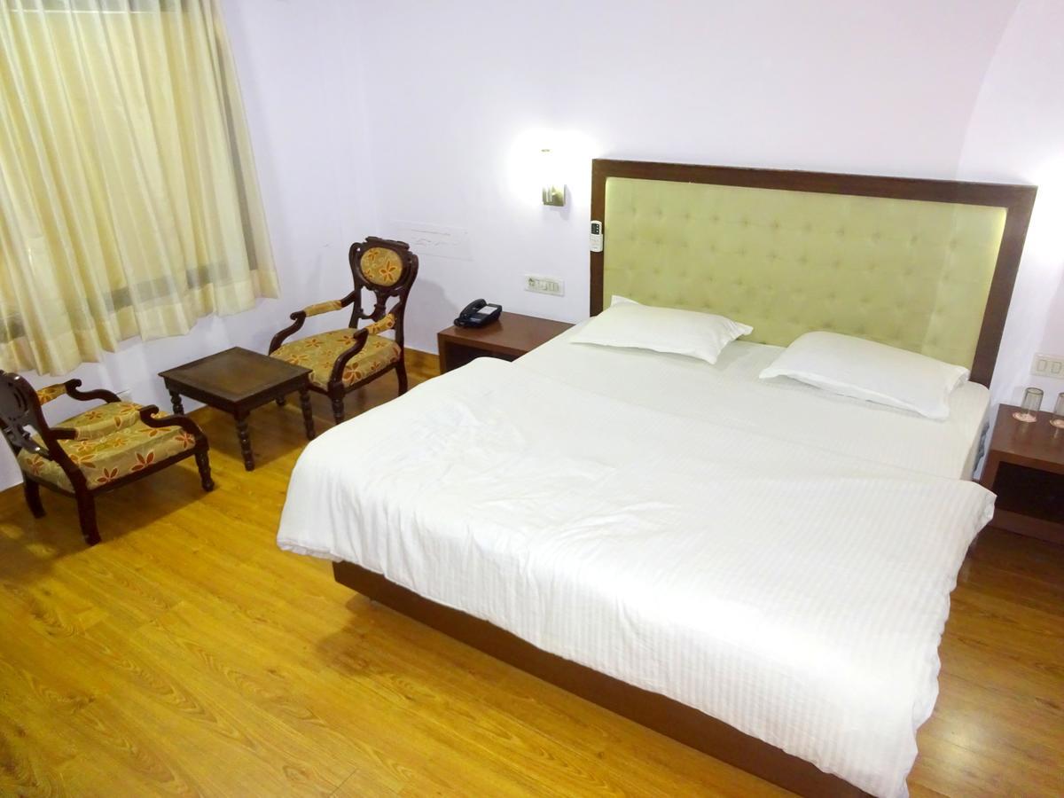 Nāthdwāra Hotel Utsav מראה חיצוני תמונה